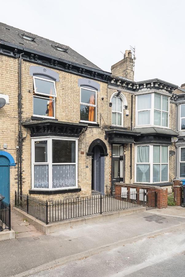 Art-Filled Bohemian 1 Bedroom Apt 2 Beds Colourful Praise Inn Apartment Kingston upon Hull Bagian luar foto